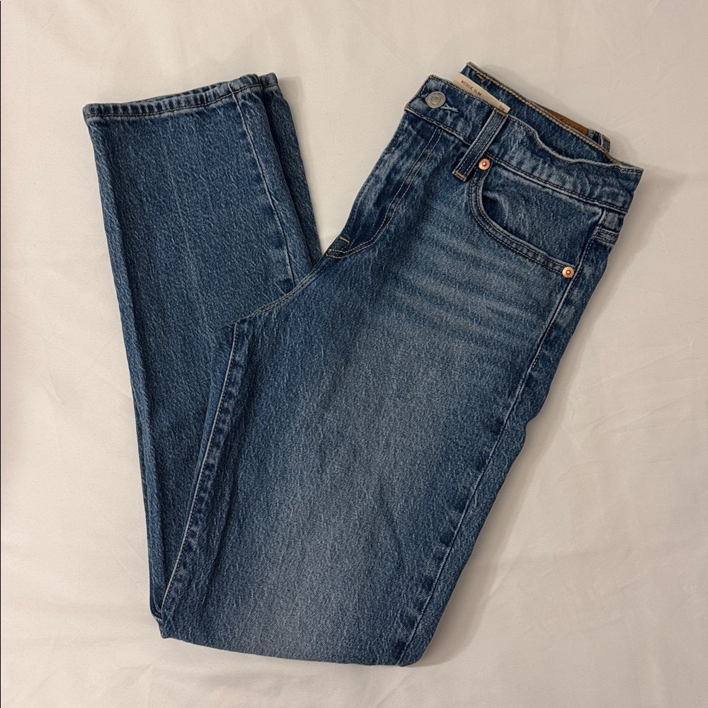 Levi’s 501 Premium Wedgie Slim Jeans